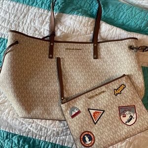 Michael Kors Tote and wristlet